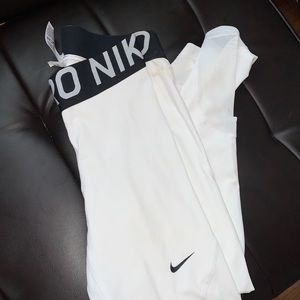 Nike Pro leggings